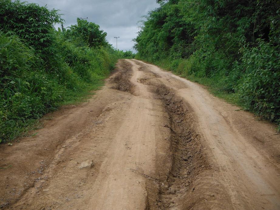 Motorcycle%20Laos%20Vietnam%20%209.jpg