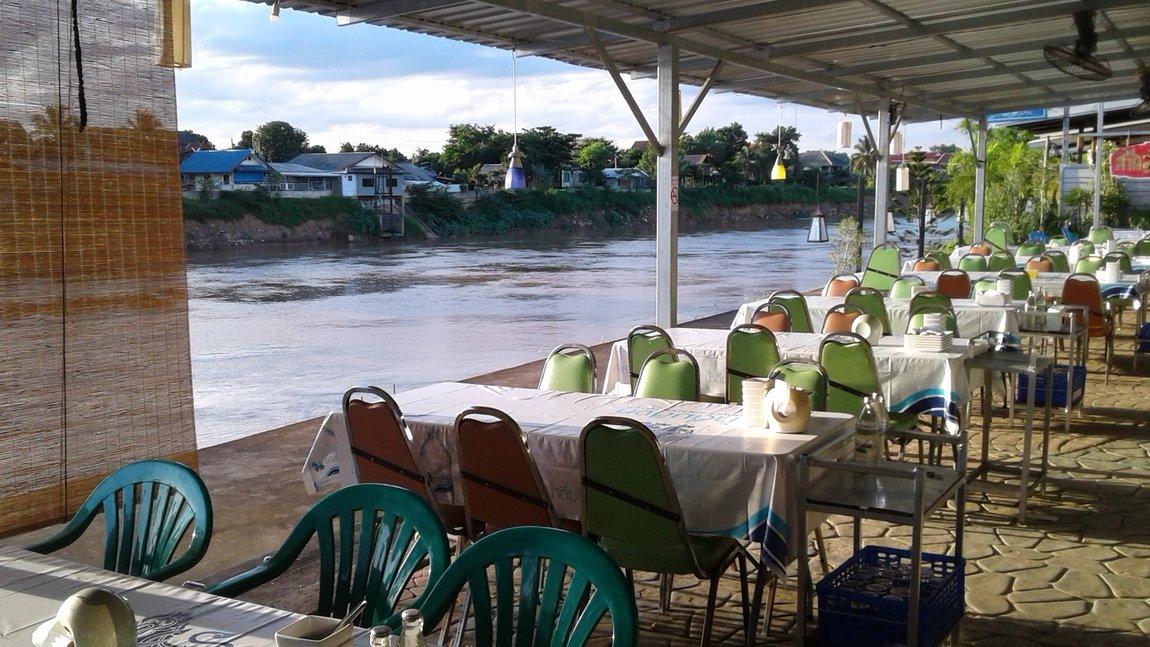 nan-riverside-restaurant.jpg