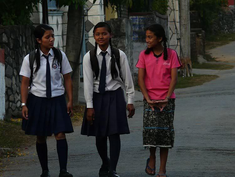 nepalis07.jpg