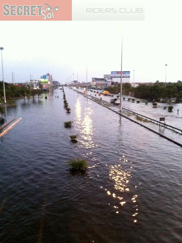 Oct27BkkFloodWRRSSSR.jpg