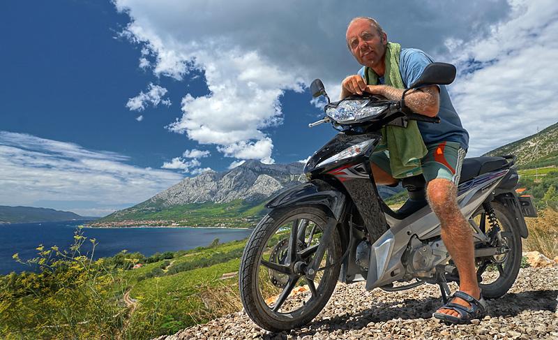 peljesak-landscape-motorbike.jpg