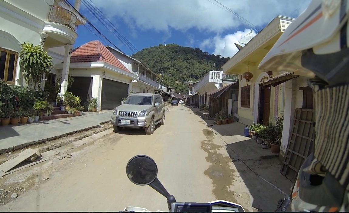 Phi%20Fa%20Mountain%20from%20the%20town.jpg