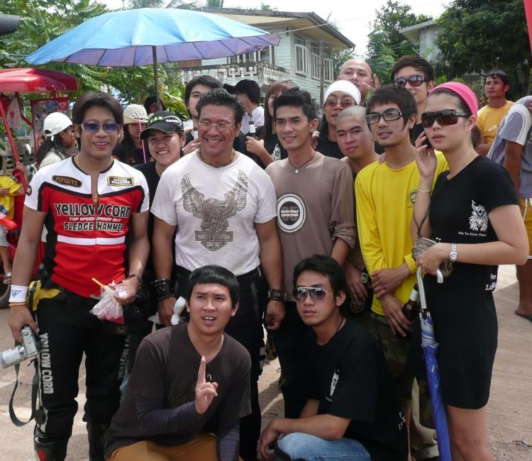 phi-ta-khon-dan-sai-bikers-1.jpg