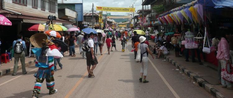 phi-ta-khon-dan-sai-parade-4.jpg