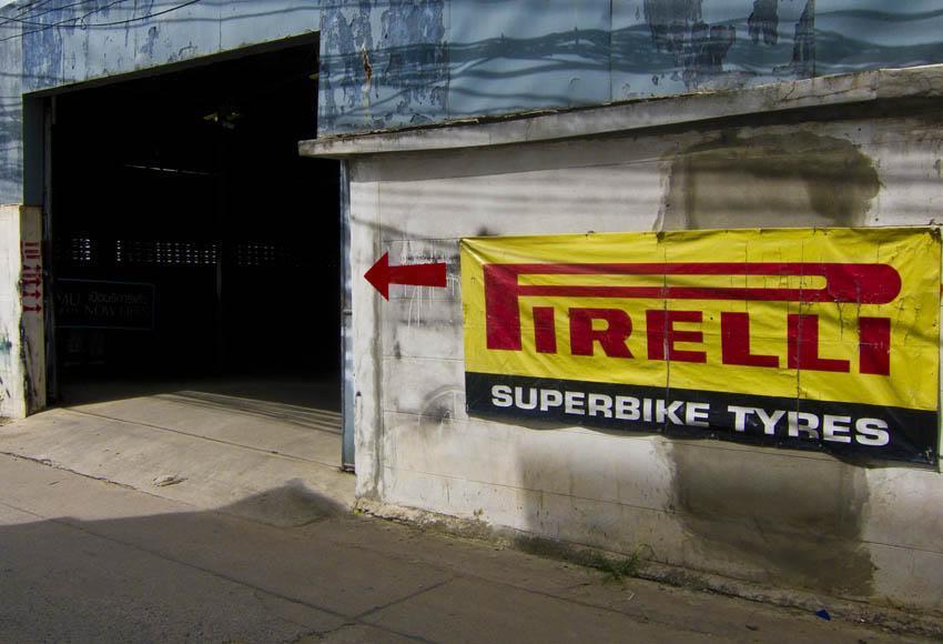 Pirelli4LR.jpg