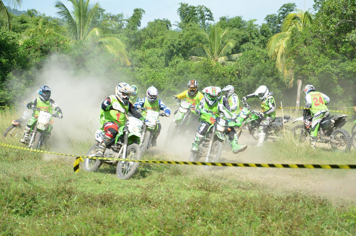 race-X2.jpg