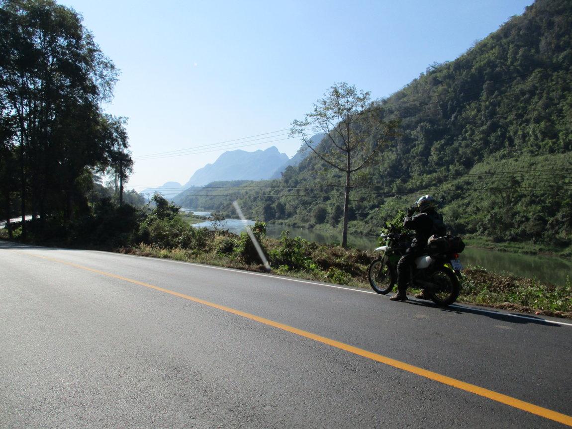 route-105-moto-rex.jpg