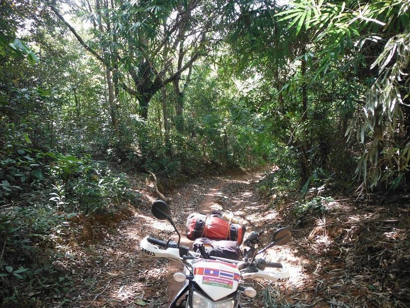 SalavanLaosMotorcycleRide15.jpg
