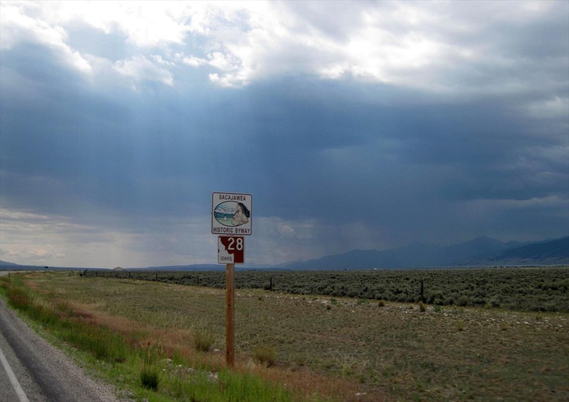SalmonIdahoToWestYellowstoneWyoming_014.jpg