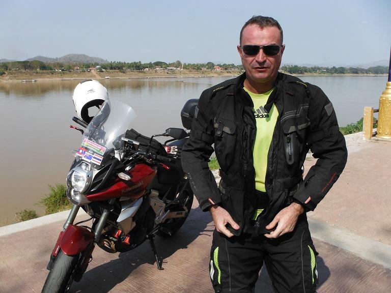 SangKham6.jpg