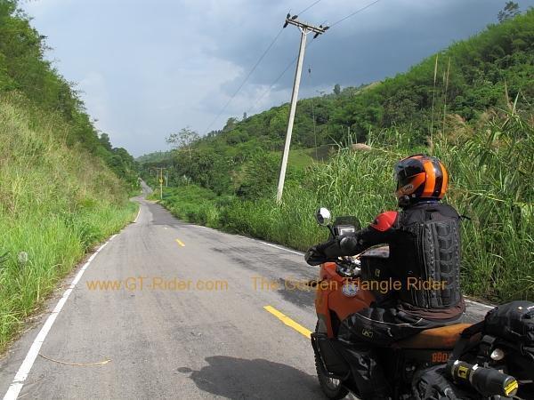 santhiphab-road-nan-007.jpg