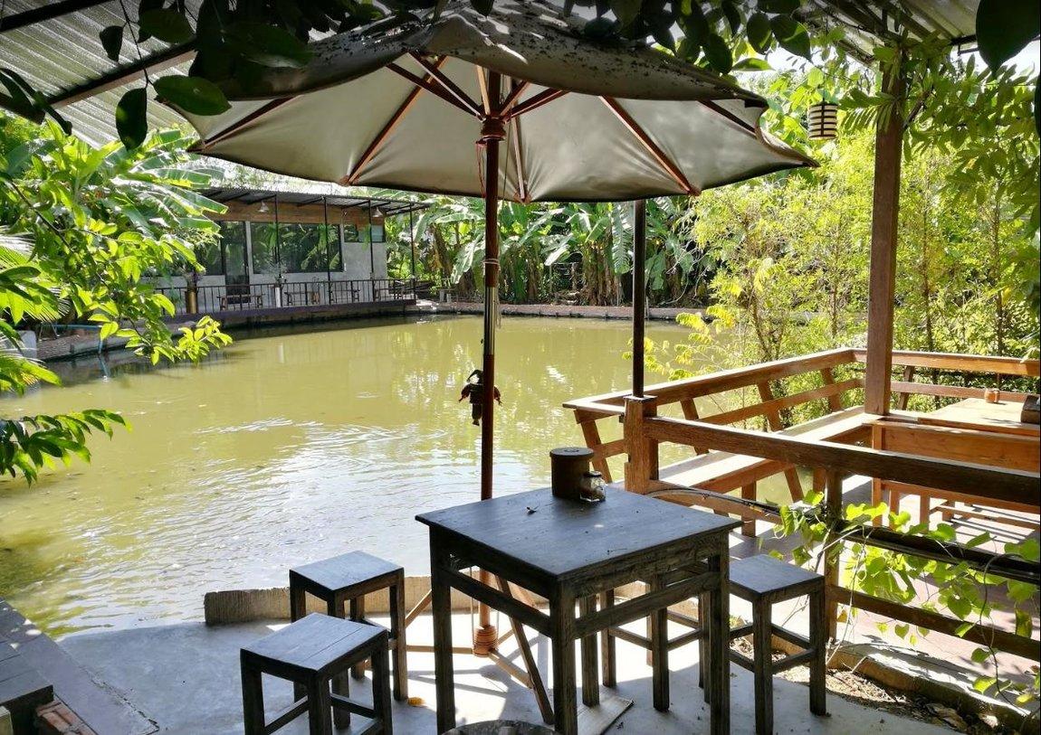 seating-tieng-na-coffee-bakery-tak.jpg