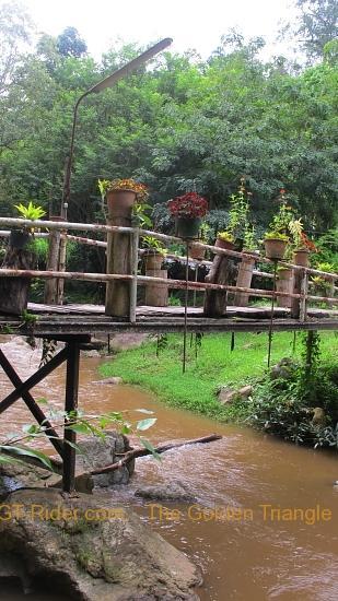 suan-achip-falls_0004.jpg
