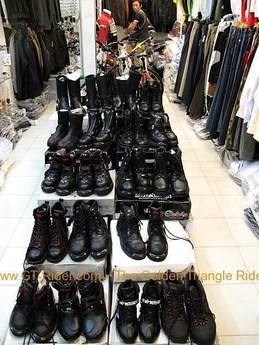 tachilkek-motorcycle-shop-004.jpg