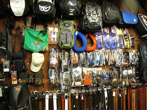 tachilkek-motorcycle-shop-005.jpg