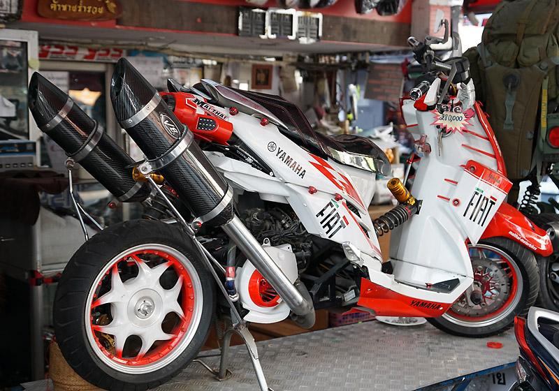 thailand-special-motorbike-1-small.jpg