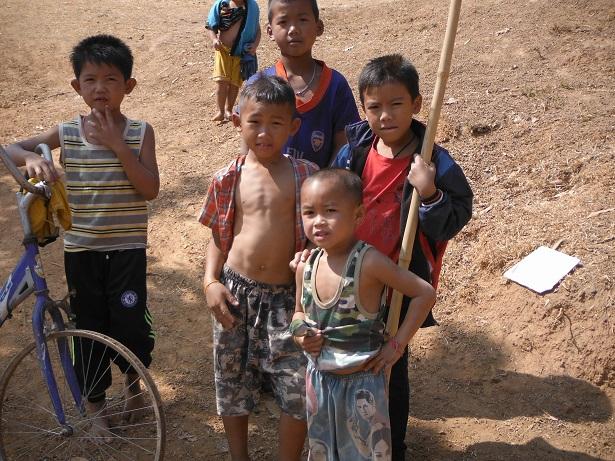 Thakhet%20Blue%20lake%20Laos%2013.jpg