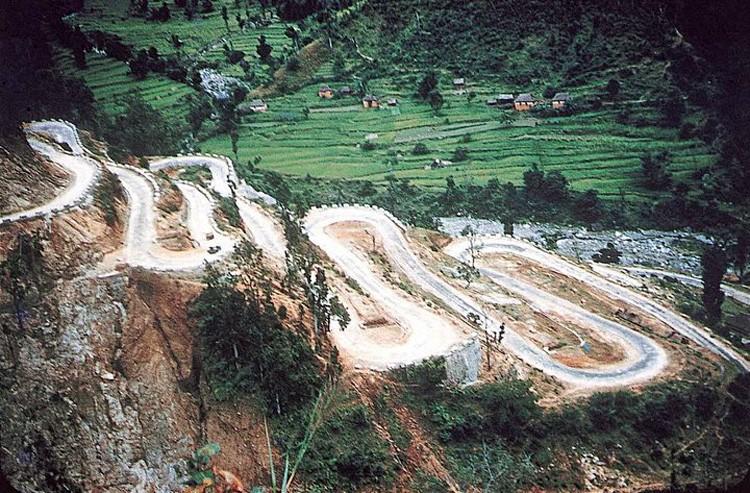 Tribhuvan_highway.jpg