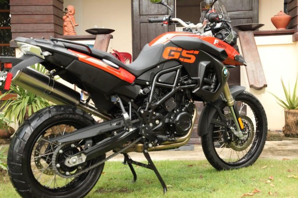 wallpaperf800gs.jpg
