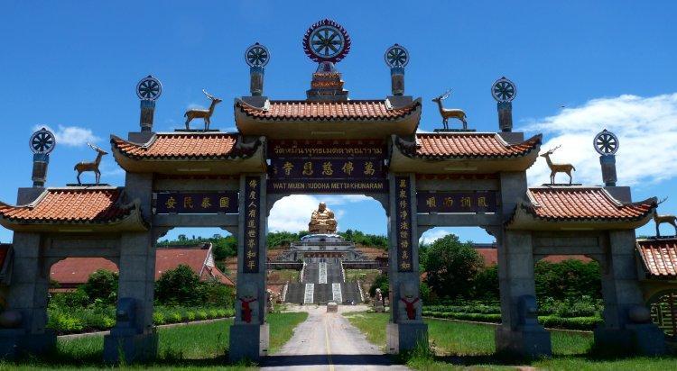 wat-muen-buddha-mettkhunaram-1.jpg