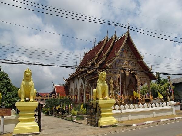 wat-si-donchai-chiang-khong-003.jpg