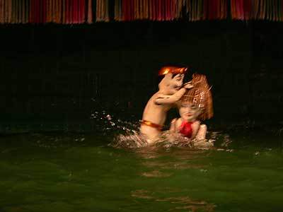 waterpuppet1.jpg