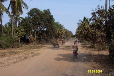 Wedding_small_village_road.jpg