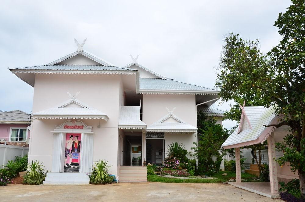 wiangphumin-hotel-1.jpg