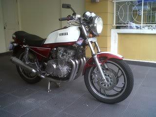 XJ750pic1.jpg