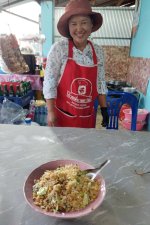 Baan Hommuenlee Nearby Local Eatery.jpg