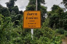 Khao Ang Kaew Viewpoint Abyss.jpg