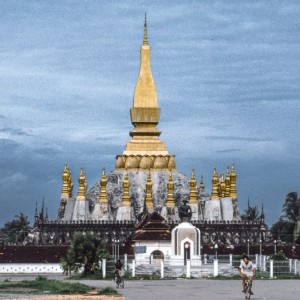 The large Pha That Luang stupa