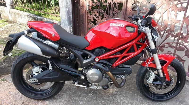 Ducati 795