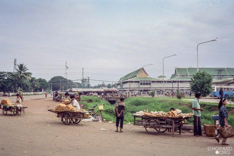 Small baguette stalls